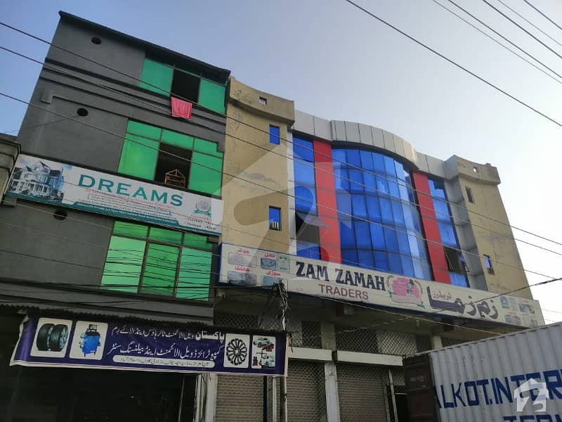 لہتاراڑ روڈ اسلام آباد میں 1.15 کنال عمارت 11 کروڑ میں برائے فروخت۔