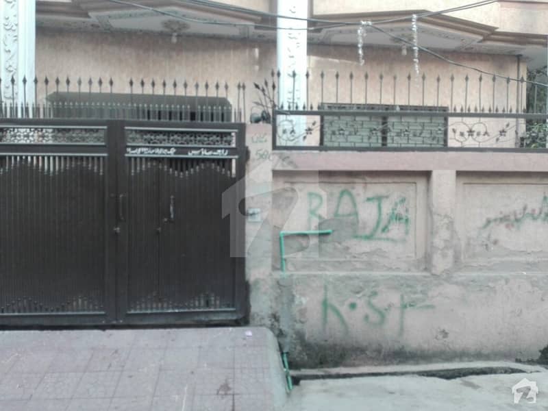 ڈھوک کشمیریاں راولپنڈی میں 4 کمروں کا 5 مرلہ مکان 52 ہزار میں کرایہ پر دستیاب ہے۔