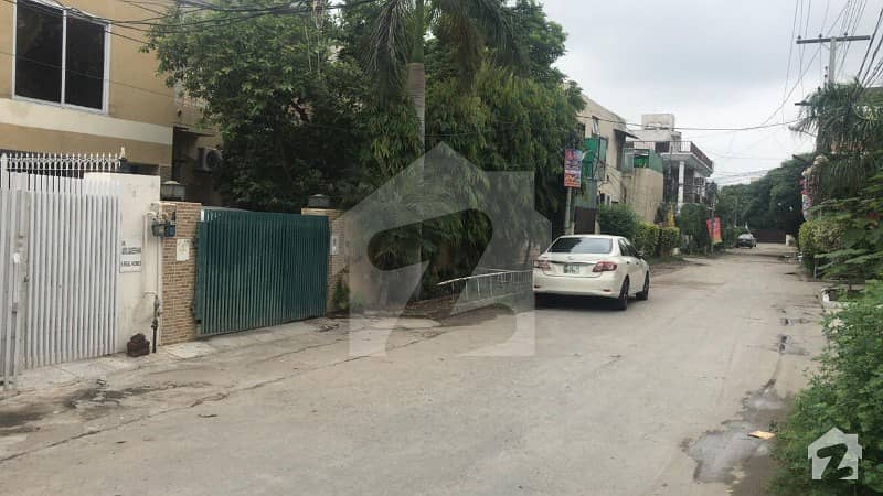 10 Marla House For Sale In New Iqbal Park Near Dha