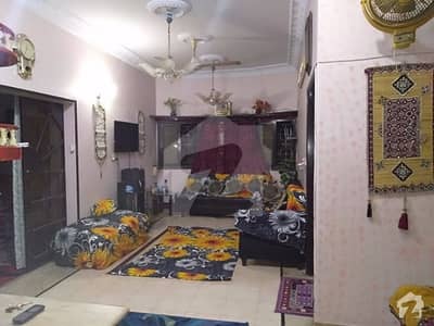محمودآباد نمبر 1 محمود آباد کراچی میں 2 کمروں کا 5 مرلہ بالائی پورشن 60 لاکھ میں برائے فروخت۔