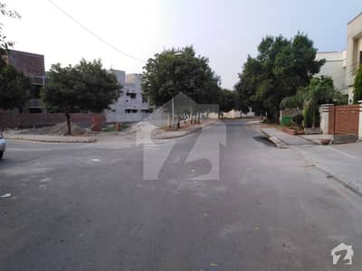 14 Marla Corner Plot Back Of Park Janipar Block Bahria Town
