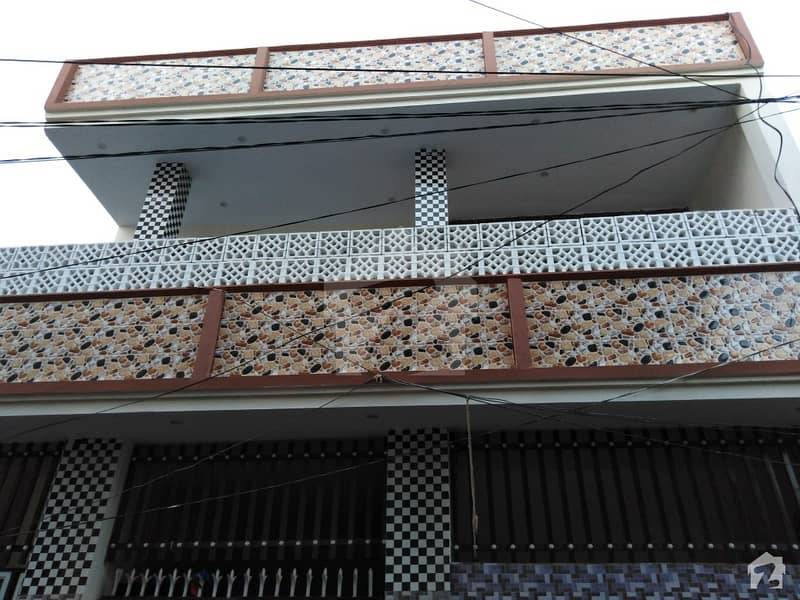 گلستانِ سجاد حیدر آباد میں 6 کمروں کا 6 مرلہ مکان 1.1 کروڑ میں برائے فروخت۔