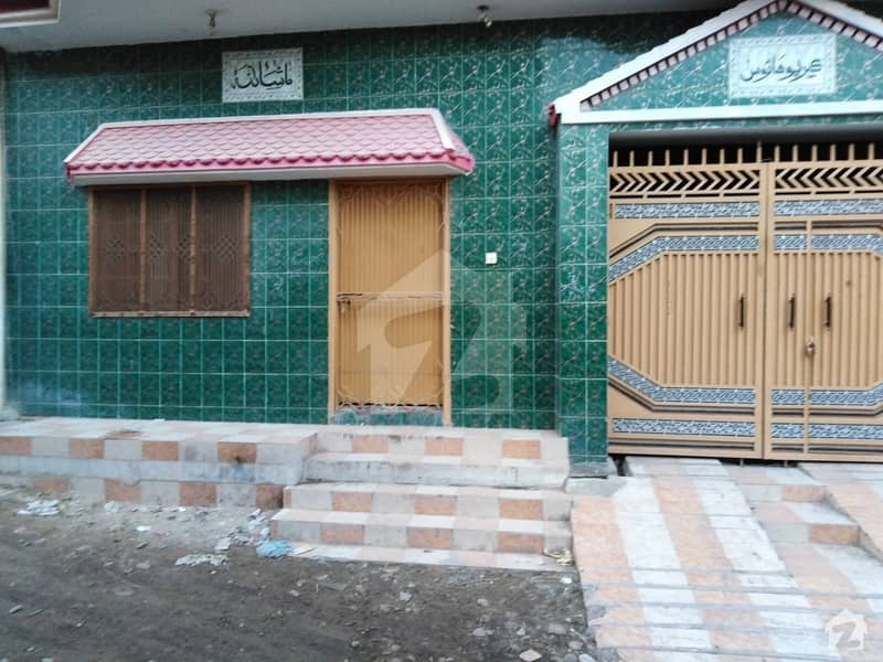گلستانِ سجاد حیدر آباد میں 6 کمروں کا 6 مرلہ مکان 1.1 کروڑ میں برائے فروخت۔