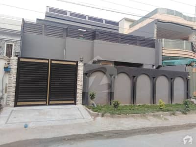 House Available For Sale In Hayatabad Phase 1 - D2 House Available For Sale In Hayatabad Phase 1 - D2
