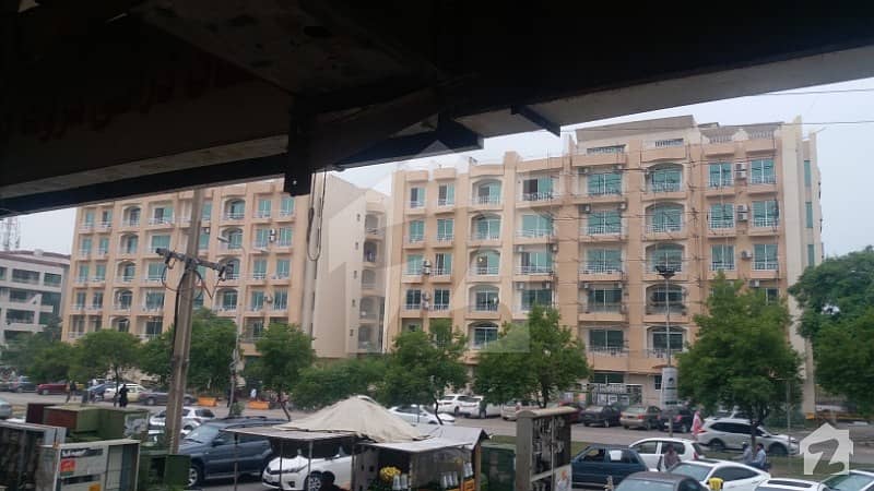 F-11 Abu Dube Towers 2 Bed Room Apartment Neat And Clean  Urgent Sale