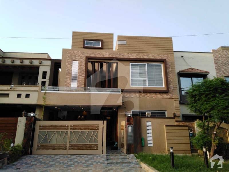 8 Marla Brand New House For Sale In Umar Block Of Bahria Town Lahore