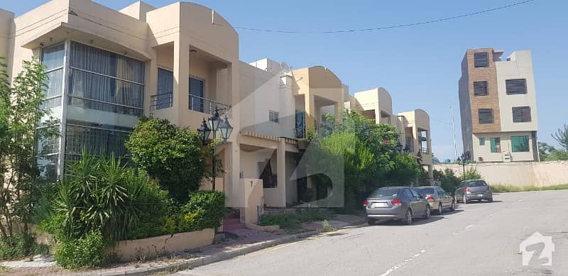 House For Sale In Bahria Town Phase 8 Safari Homes