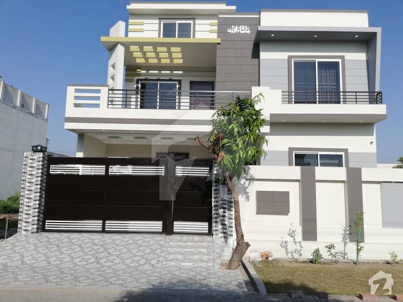 10 Marla House Is Available For Sale In Sector 3