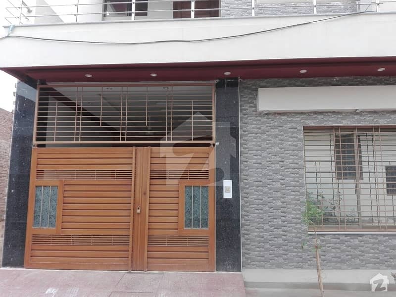 گرین ٹاؤن فیصل آباد میں 4 کمروں کا 5 مرلہ مکان 1 کروڑ میں برائے فروخت۔