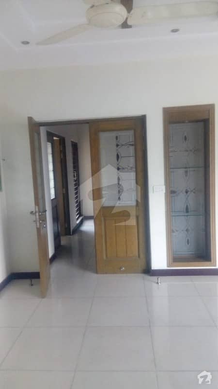 AL Habib Property Offers 1 Kanal Upper Portion For Rent In Formanites Society Lahore Block A