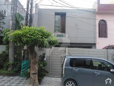 10 Marla Fully Renovated House Is Available For Sale 10 Marla Fully Renovated House Is Available For Sale