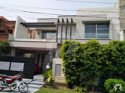 Brand New 10 Marla Luxurious House Available In State Life Housing Society Phase1 GBlock Brand New 10 Marla Luxurious House Available In State Life Housing Society Phase1 GBlock