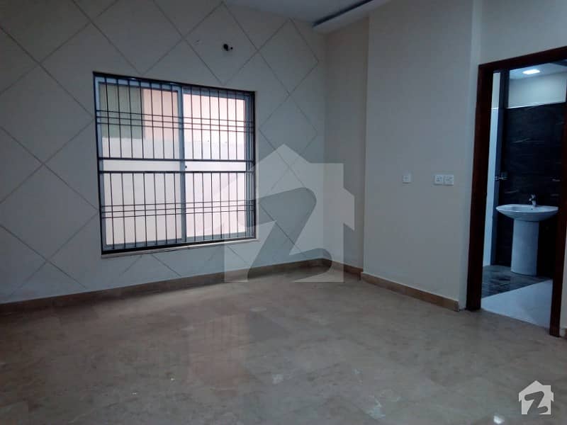 10 Marla House For Rent In UET Society