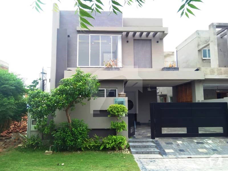 Mazhar Munir Design Brand New 10 Marla Bungalow Built By Architect For