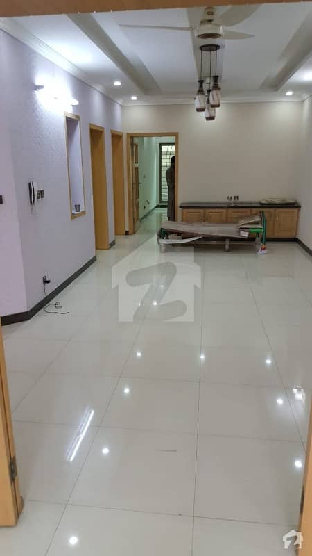 40 X 80  Full House In Pwd Housing Society Is Available For Rent