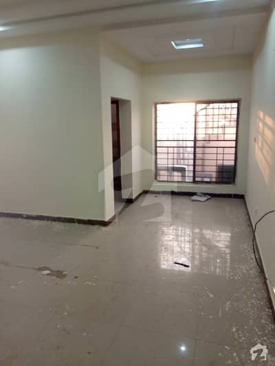 10 Marla House Available For Rent 10 Marla House Available For Rent