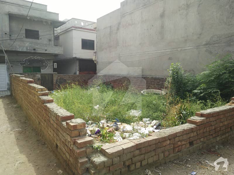 اقبال پارک لاہور میں 7 مرلہ رہائشی پلاٹ 1.1 کروڑ میں برائے فروخت۔