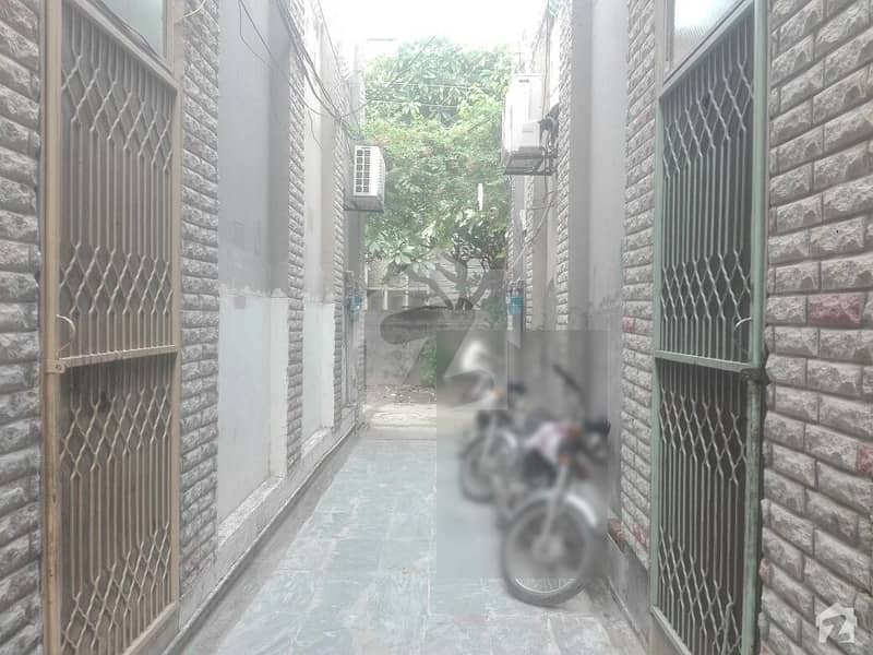 سمن آباد لاہور میں 3 کمروں کا 3 مرلہ مکان 65 لاکھ میں برائے فروخت۔
