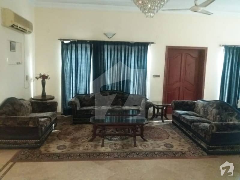 Full Furnish 3 Beds Upper Portion Near Girja Chowk Or Paf Market