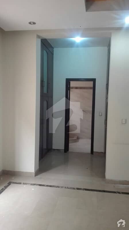 Dha ph 6 one bed furnished for working lady