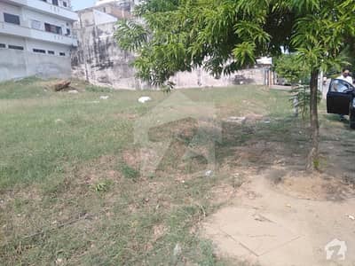 سروسز سوسائٹی ای ۔ 11/2 ای ۔ 11 اسلام آباد میں 17 مرلہ رہائشی پلاٹ 2.95 کروڑ میں برائے فروخت۔ سروسز سوسائٹی ای ۔ 11/2 ای ۔ 11 اسلام آباد میں 17 مرلہ رہائشی پلاٹ 2.95 کروڑ میں برائے فروخت۔