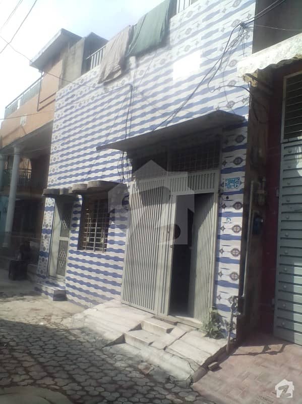 5 Marla House Upper Available for rent In Wahdat Colony Prime Location Near Satellite Town Main Market Gujranwala