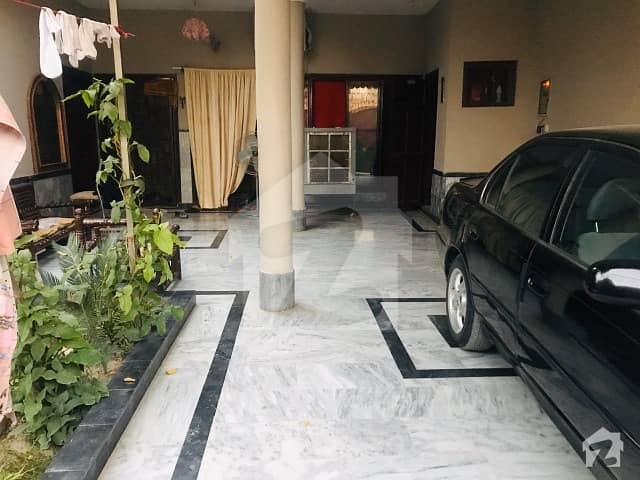 ورسک روڈ پشاور میں 4 کمروں کا 10 مرلہ مکان 1.7 کروڑ میں برائے فروخت۔