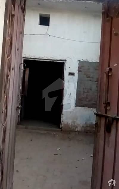 احمد آباد ملتان میں 2 کمروں کا 3 مرلہ مکان 14 لاکھ میں برائے فروخت۔