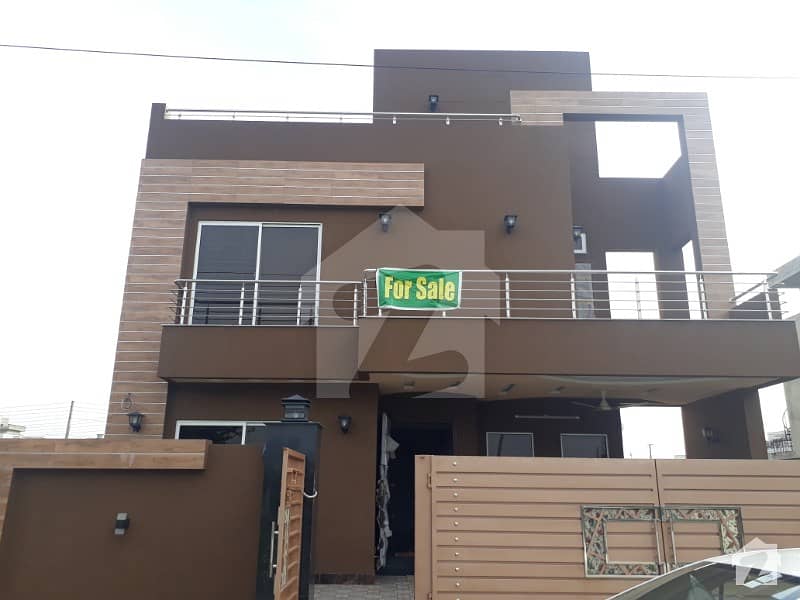 10 Marla Brand New House For Sale In Valencia Housing Society Near Kajoor Chowk