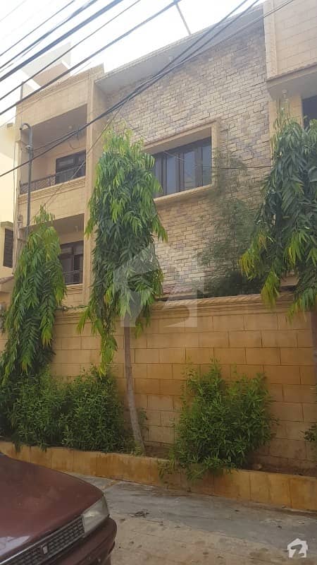 Portion Available  On Rent In Dhoraji Cp Berar, Near Agha Khan Hospital, Muhammad Ali Society