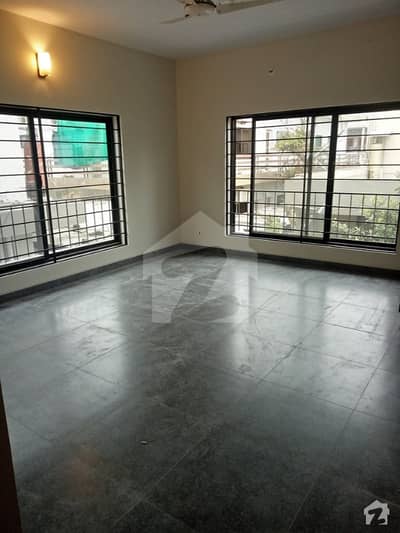 F10 Beautiful 1 Kanal 5 Bed Rooms Newly renovated House available For rent Real Images F10 Beautiful 1 Kanal 5 Bed Rooms Newly renovated House available For rent Real Images