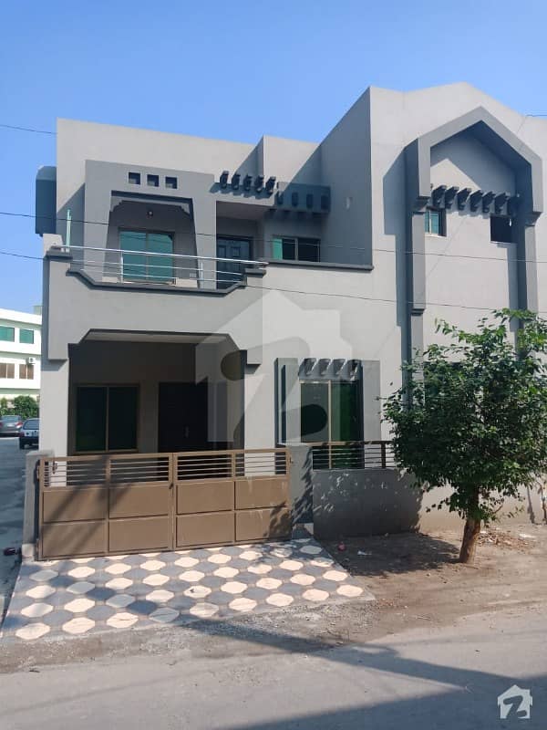 Ideal Location 1 Kanal Upper Portion Available For Rent In Wapda Town  It Contain s
