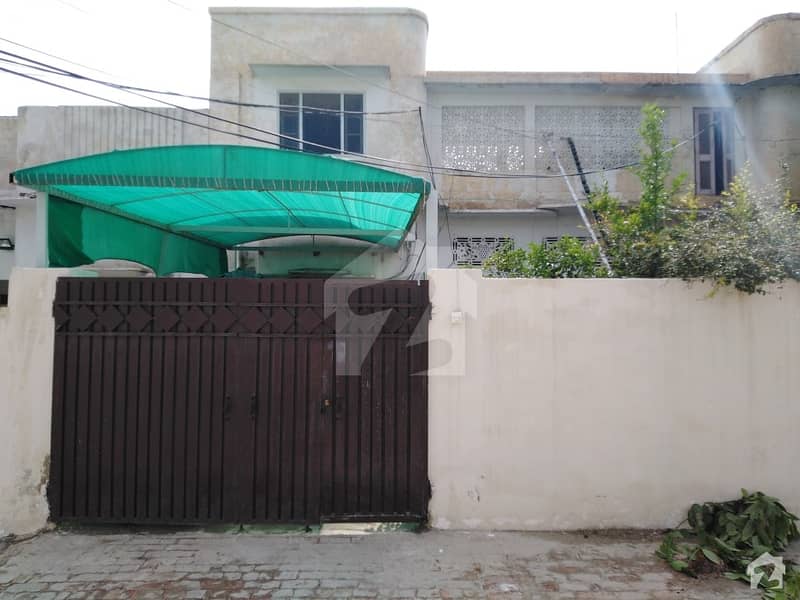 5 Marla Old House Available For Sale In Model Town B