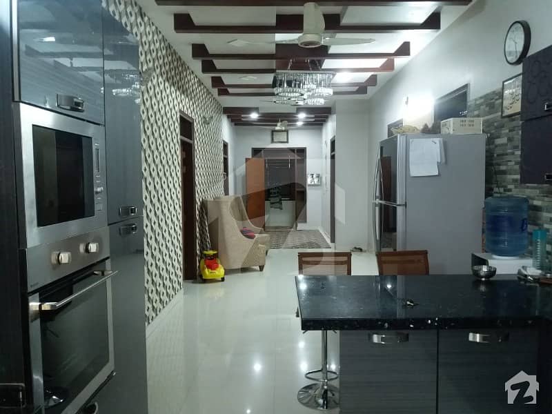 بی ایم سی ایچ ایس کراچی میں 4 کمروں کا 11 مرلہ بالائی پورشن 3.5 کروڑ میں برائے فروخت۔