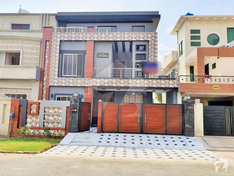 10 Marla Brand New Double Storey Luxury House For Sale In A Block Central Park Housing Scheme House Is At Prime Location