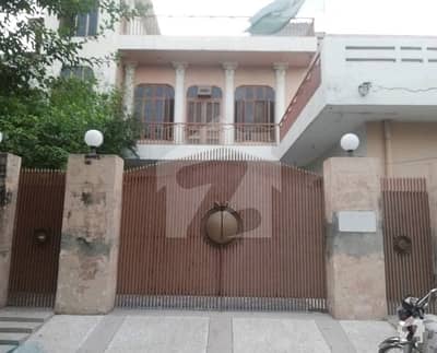 Here Is A Good Opportunity To Live In A Well-Built House Here Is A Good Opportunity To Live In A Well-Built House