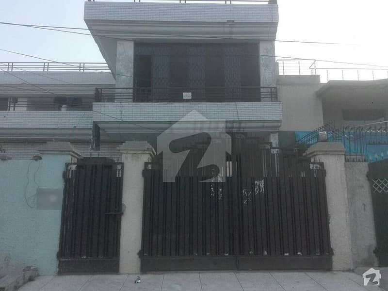 مرغزار آفیسرز کالونی ۔ بلاک جی مرغزار آفیسرز کالونی لاہور میں 7 کمروں کا 1 کنال مکان 2.55 کروڑ میں برائے فروخت۔