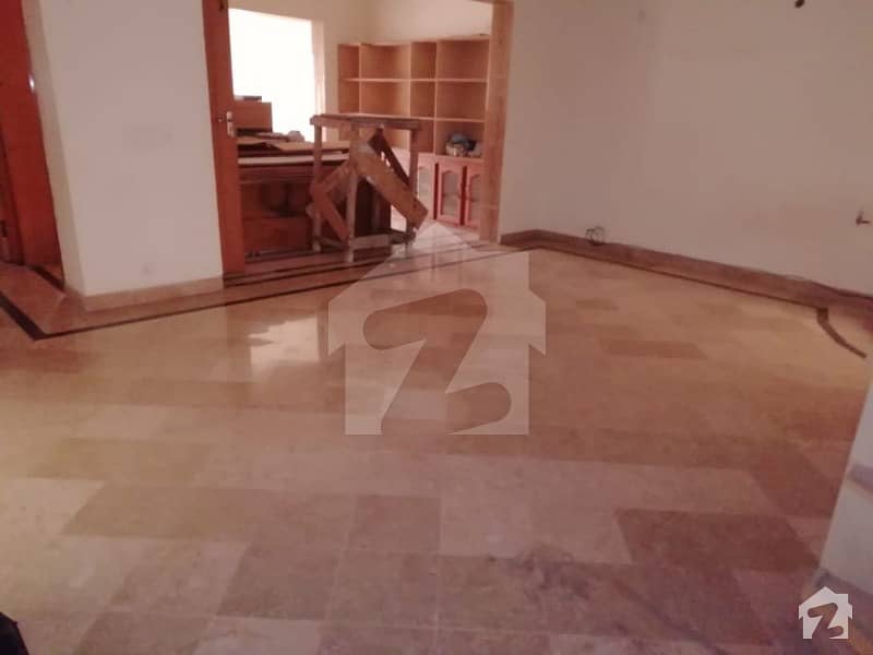 10 Marla House For Sale In Phase 2 Ghauri Town