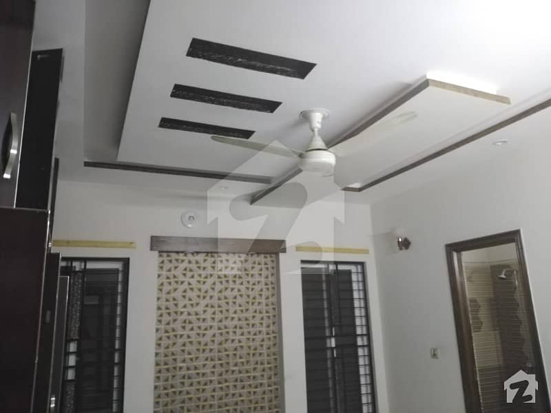7 Marla Upper Portion For Rent 2 Bed Tv Lounge Good Located In Khayaban-E-Amin Lahore