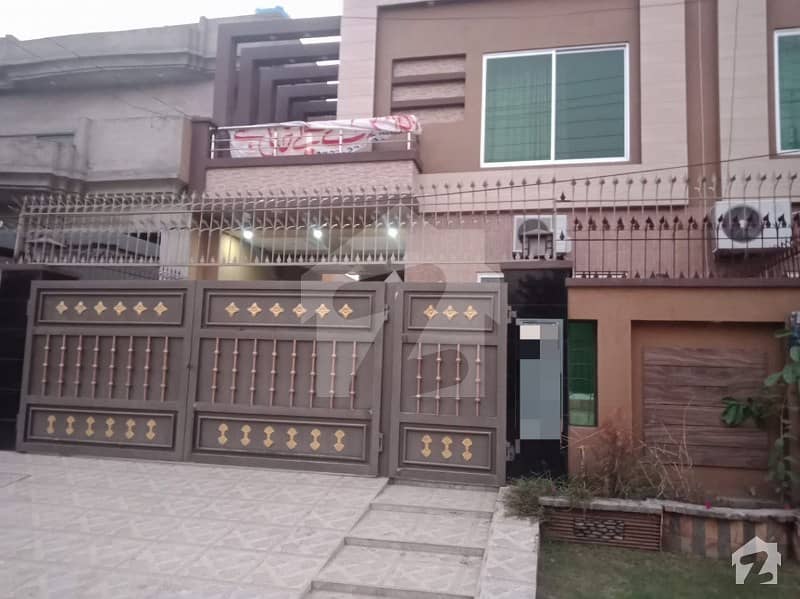 پی آئی اے ہاؤسنگ سکیم ۔ بلاک اے1 پی آئی اے ہاؤسنگ سکیم لاہور میں 3 کمروں کا 10 مرلہ بالائی پورشن 30 ہزار میں کرایہ پر دستیاب ہے۔
