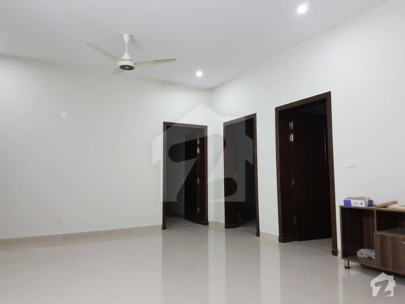 New 1 Kanal Upper Portion For Rent