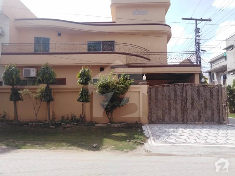 10 Marla Corner House For Sale In Marghzar Officer Colony  R   Block