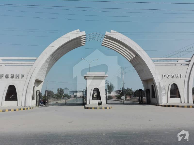 پنجاب گورنمنٹ سرونٹ ہاؤسنگ فاؤنڈیشن فیصل آباد میں 1 کنال رہائشی پلاٹ 75 لاکھ میں برائے فروخت۔