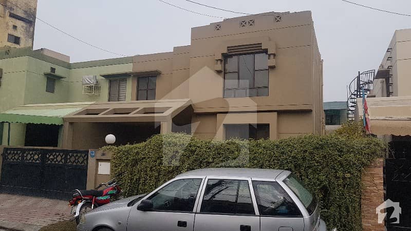 10 marla house for sale in Eden avenue airport road
