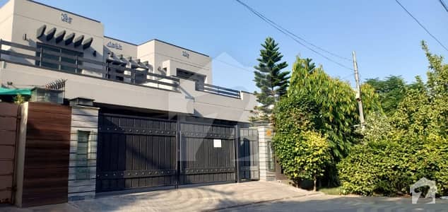 1 Kanal fully furnished lower lock upper portion short and long time avail for Rent phase 4 lahore 1 Kanal fully furnished lower lock upper portion short and long time avail for Rent phase 4 lahore