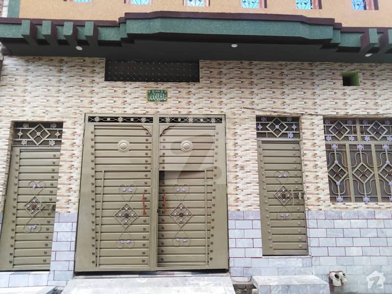 لطیف آباد پشاور میں 5 کمروں کا 5 مرلہ مکان 90 لاکھ میں برائے فروخت۔