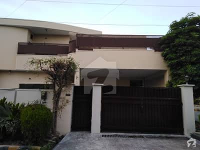 Well-Built House Available in Good Location Well-Built House Available in Good Location