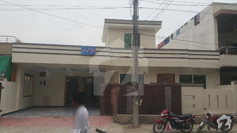 پاکستان ٹاؤن اسلام آباد میں 3 کمروں کا 10 مرلہ مکان 1.5 کروڑ میں برائے فروخت۔
