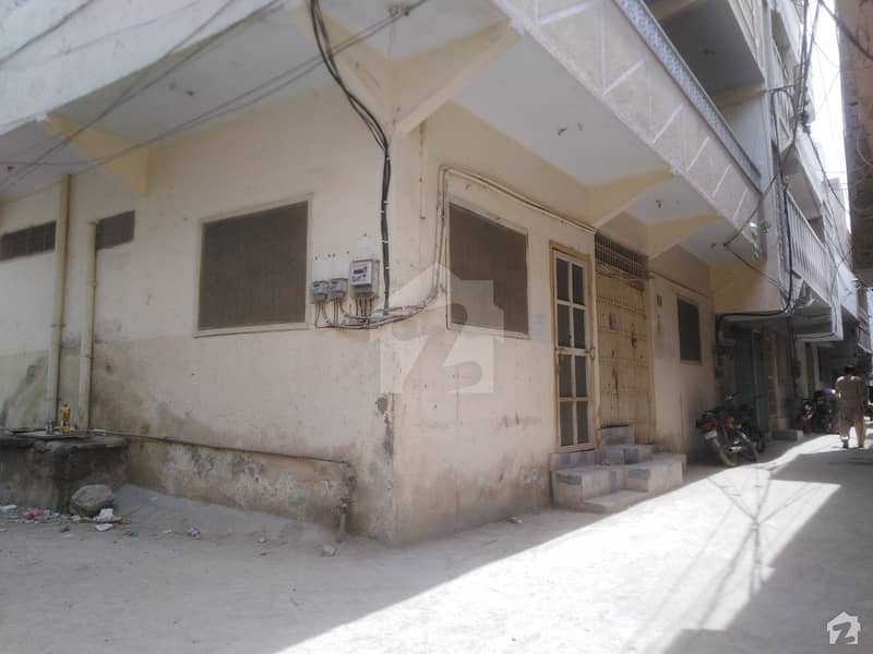 گولڈن ٹاؤن ملیر کراچی میں 7 کمروں کا 3 مرلہ مکان 90 لاکھ میں برائے فروخت۔
