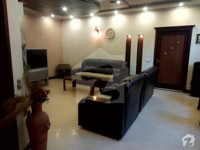 ڈی ایچ اے فیز 4 ڈیفنس (ڈی ایچ اے) لاہور میں 3 کمروں کا 10 مرلہ مکان 95 ہزار میں کرایہ پر دستیاب ہے۔